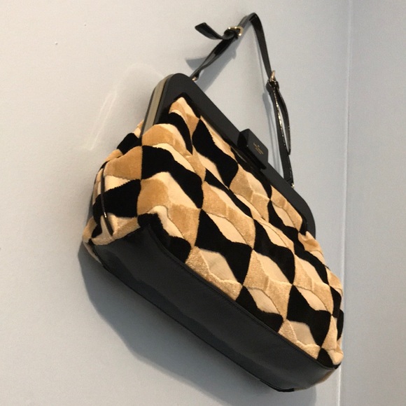 Kate Spade Marga Bag - Classic, Abstract Bow Purse - Picture 4 of 14